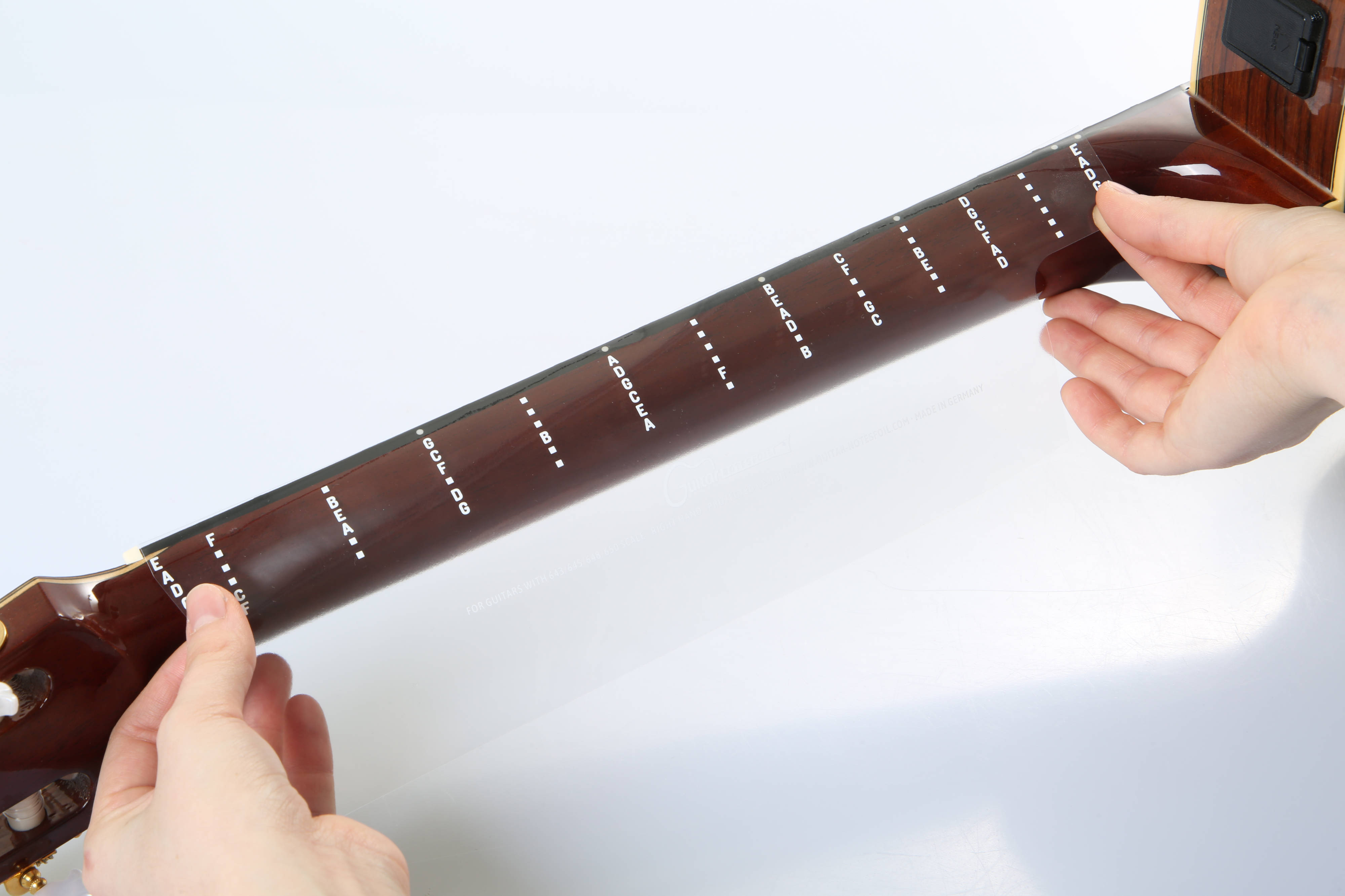 Guitar Notesfoil | Quick Guide | Obere Kante muß bündig sein